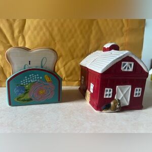 The Pioneer Woman salt and pepper shakers (two sets) NEVER BEEN USED